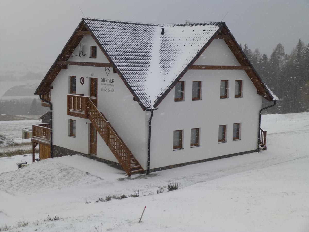 Horske Apartmany Bily Vlk Vaclavov u Bruntalu Exterior photo
