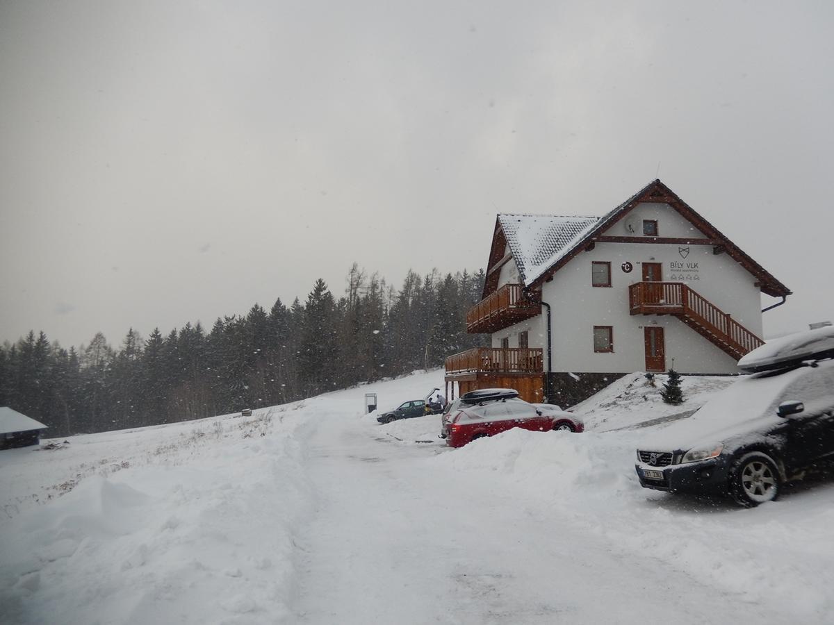 Horske Apartmany Bily Vlk Vaclavov u Bruntalu Exterior photo